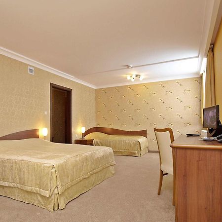 Hotel Fajkier Kroczyce Ngoại thất bức ảnh