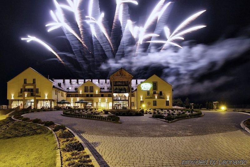 Hotel Fajkier Kroczyce Ngoại thất bức ảnh