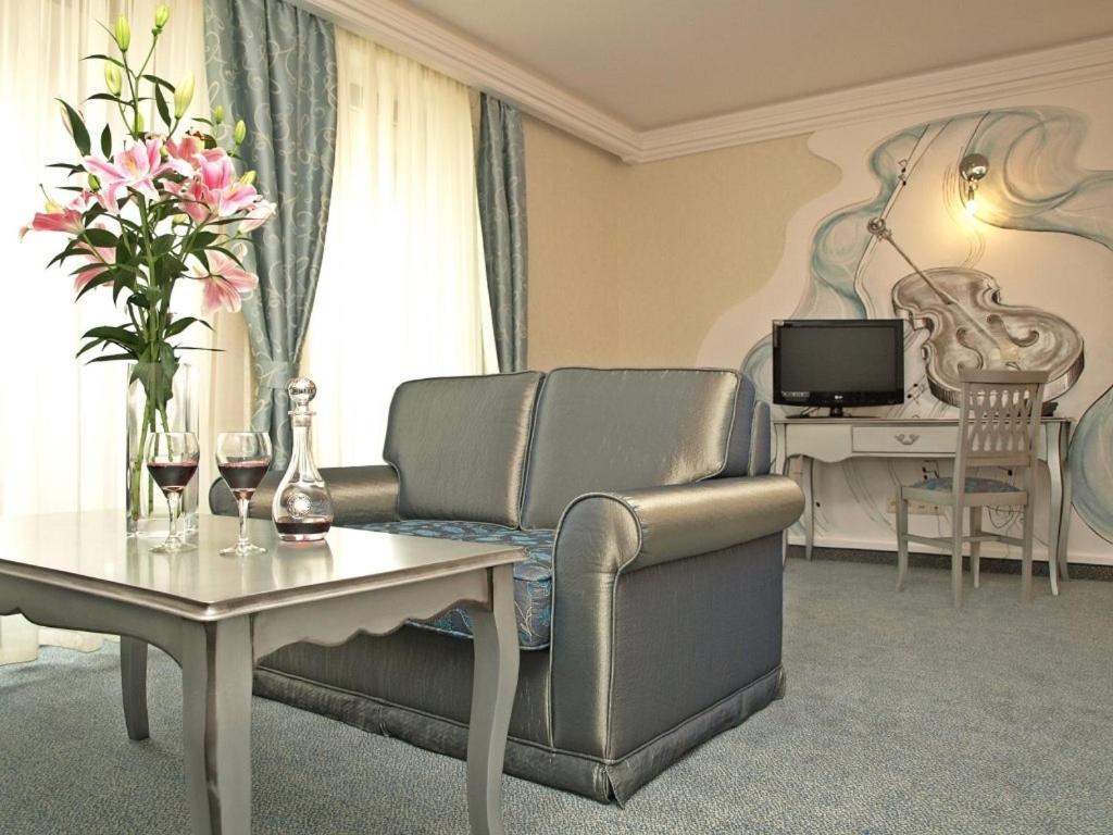 Hotel Fajkier Kroczyce Ngoại thất bức ảnh