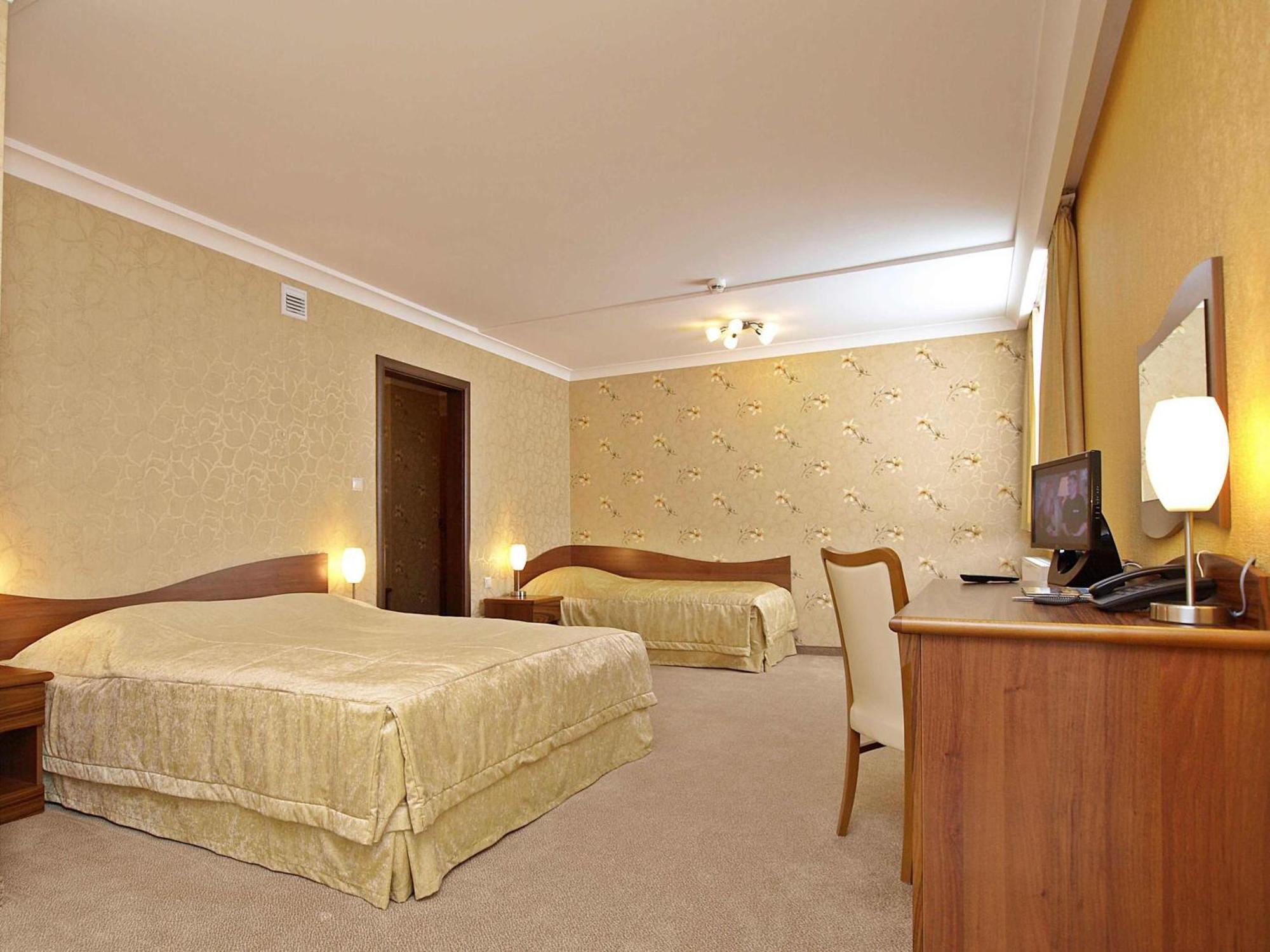 Hotel Fajkier Kroczyce Ngoại thất bức ảnh