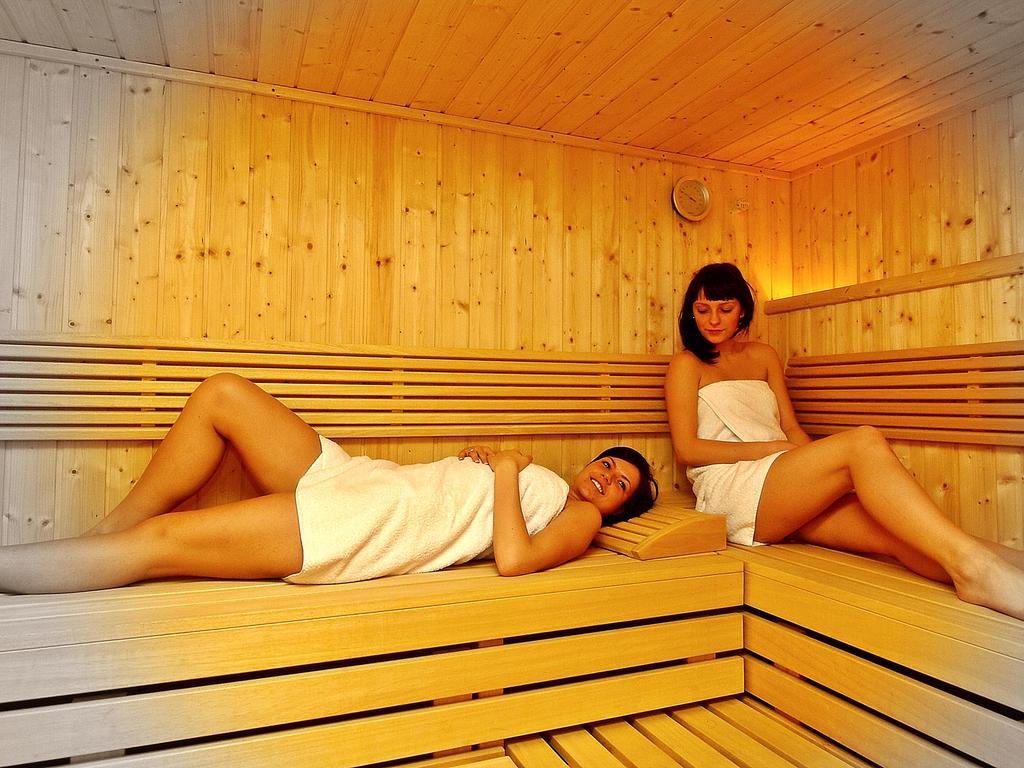 Hotel Fajkier Kroczyce Ngoại thất bức ảnh