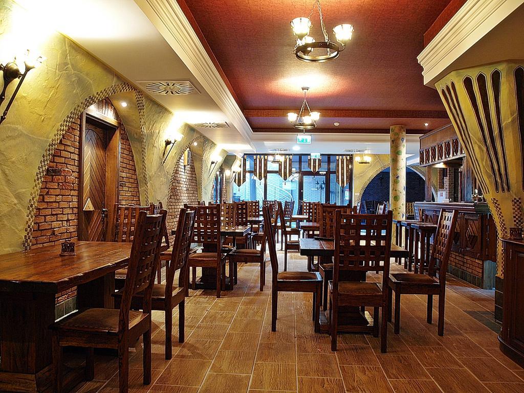 Hotel Fajkier Kroczyce Ngoại thất bức ảnh