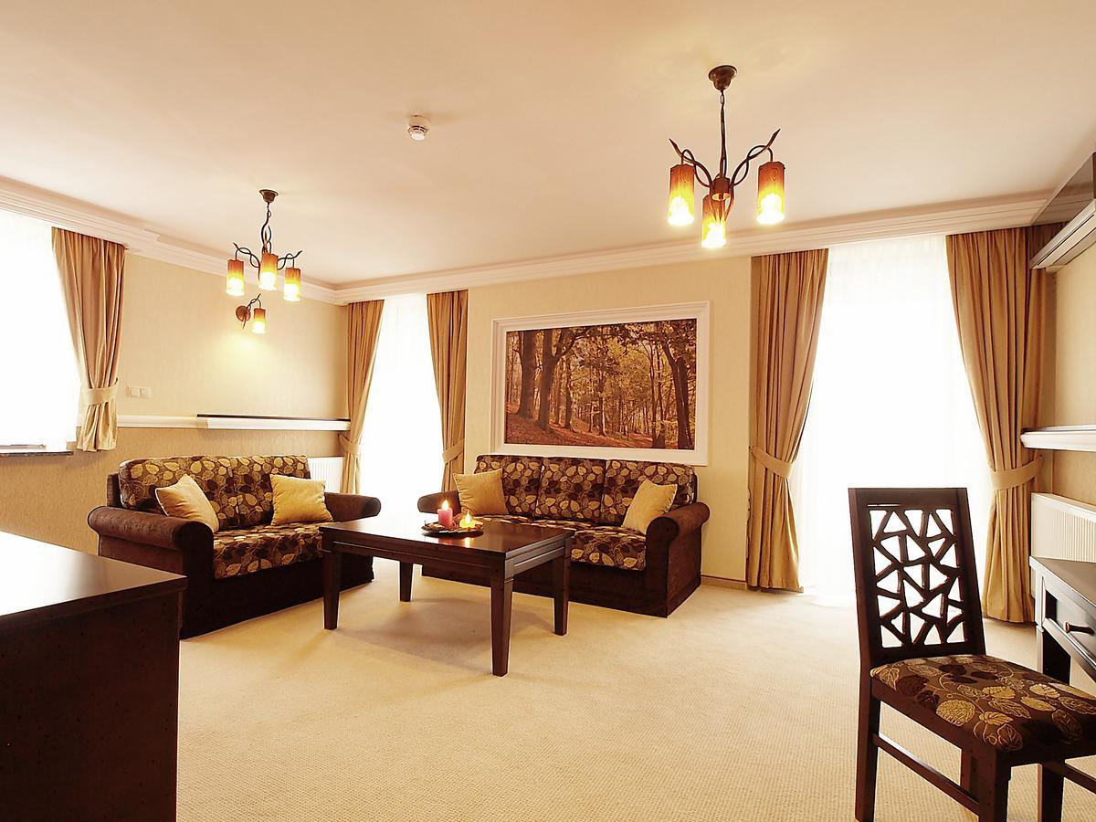 Hotel Fajkier Kroczyce Ngoại thất bức ảnh